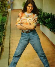 Nike Ardilla foto dengan gaya yang unik (foto/int)