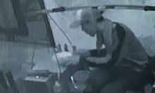 Tukang bakso ludahi mangkok pelanggan