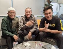 Baim Wong Unggah Foto Bareng Ustaz Felix Siauw, Netizen: Auto Unfollow Kecewa Berat (foto/int)