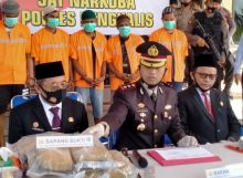 FOTO: Saat Bustami hadiri pemusnahan BB narkotika di Mapolres Bengkalis