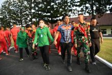 Olah Raga Bersama Kasad di Akademi Militer 