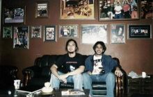 Ahmad Dhani Unggah Foto Jadul Bareng Iwan Fals, Netizen: Kutub Utara dan Kutub Selatan (foto/int)