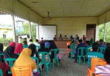 Babinsa Kormil 03 Bunut Hadiri Sosilaisasi Program Intervensi Kesegatan Lingkungan