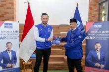 Mantan Pelatih Timnas Rahmad Dharmawan Gabung Partai Demokrat di Bawah Kepemimpinan AHY (foto/int)