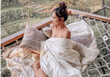 Foto Elisabeth yang sukses membuat netizen jadi penasaran. Foto:  int 