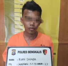 FOTO: Tersangka FRS alias Rian
