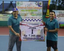 Alfedri-Halim Menjadi yang Terbaik di Turnamen Pelti Cup Siak 2020 (foto/int)