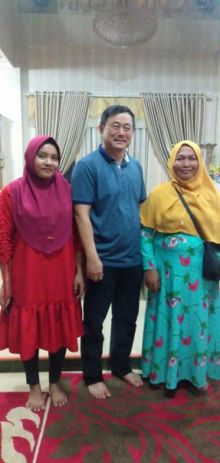 Wabup Halim Terharu, Dikunjungi Anak-anak yang Sangat Ingin Dengannya (foto/zar)