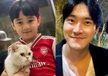 Rafathar Pakai Jersey Arsenal Sambil Gendong Kucing, Netizen: Mirip Oppa Siwon (foto/int)
