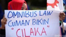 Ilustrasi buruh menolak RUU Omnibus Law Cipta Kerja 