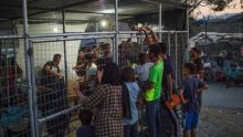 Para Pengungsi Moria Dikarantina Dalam Kamp Setelah Kasus Virus Corona Melonjak di Pulau Lesbos