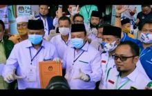 Berkas Pendaftaran Bakal Calon Bupati Siak Alfedri-Husni Dinyatakan Lengkap (foto/lin)