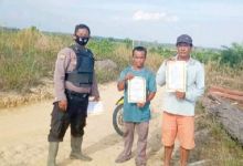 Meski Hari Libur, Polsek Ukui Tetap Patroli Pencegahan Karhutla dan Penyebaran Maklumat Kapolda