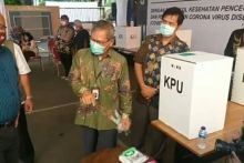 Simulasi pemungutan suara di tengah pandemi Corona Covid-19, yang digelar KPU belum lama ini. Foto: int