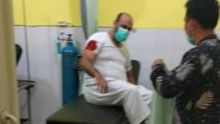 Begini salah satu cuplikan rekaman yang beredar di media sosial, yang menggambarkan kondisi Syekh Ali Jeber sedang dirawat setelah penusukan yang dialaminya. Foto: int 
