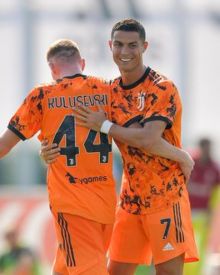 Trending Topik Seragam Cristiano Ronaldo, Netizen: Juventus Rasa Pemuda Pancasila (foto/int)