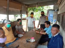 Cegah Penyebaran Covid-19, Polsubsektor Pelalawan Sosialisasikan AKB 