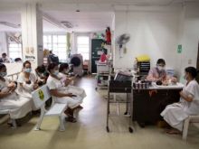 Di Tengah Pandemi, Para Ibu Baru Menghadapi Kecemasan yang Meningkat Di Rumah Sakit Bersalin Di Filipina