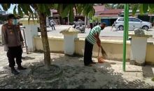 Langgar Protokol Kesehatan, Polsek Bandar Sei Kijang Berikan Sanksi Kepada Warga