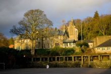 Kasihan, Siswa Populer Ini Diintimidasi di Asrama dan Memilih Untuk Gantung Diri Setelah Bantalnya Dilumuri Kotoran Manusia