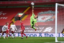 Bernd Leno Jadi Pahlawan Arsenal Saat Singkirkan Liverpool di Carabao Cup (foto/int)