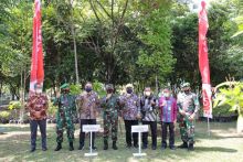 PLN dan Korem 031 Wirabima Bantu Bibit dan Tanam Pohon