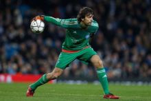 Tiga Penjaga Gawang Positif Covid-19, Ukraina Terpaksa Memilih Asisten Pelatih yang Telah Berusia 45 Tahun Sebagai Penggantinya