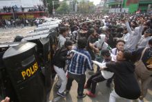 Hati-hati, IDI Memperingatkan Akan Timbul Cluster Baru COVID-19 Dari Aksi Protes UU Cipta Kerja