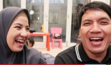 Terbongkar Ternyata Ini Alasan Desta Bisa Lama di Kamar Mandi (foto/int)