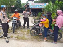 Polsek Teluk Meranti Bersama TNI Lakukan Operasi Yustisi Pendisiplinan Adaptasi Kebiasaan Baru