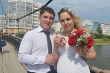 Melarikan Diri Dari Rumah Sakit Setelah Terinfeksi Covid-19, Pilot Asal Rusia Ini Ditemukan Meninggal Dengan Tenggorokan Terpotong 