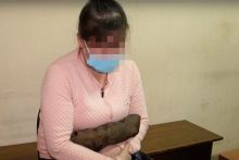 Tega, Wanita Ini Menjual Bayinya yang Baru Lahir Hanya Untuk Membeli Permen dan Pakaian Untuk Anak-anaknya yang Lain