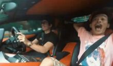 Atta Halilintar Kerjain Ade Londok, Bawa Ngebut Pakai Mobil Sport, Netizen Langsung Nyinyir Begini (foto/int)