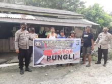 Polsek Ukui Sosialisasikan Saber Pungli pada Pemuda di Kelurahan Ukui