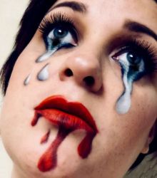 Bintang YouTube Ini Tega Membunuh Kedua Bayinya dan Membuang Jenazahnya ke Tempat Sampah, Hanya Beberapa Menit Setelah Dilahirkan