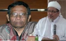 Kolase foto Mahfud Md dan Ustaz Zulkarnain
