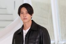 Bintang J-pop Tomohisa Yamashita Meninggalkan Agensi