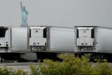 Mengejutkan, Lebih Dari 600 Mayat Pasien Covid-19 Di New York Belum Dikuburkan, Masih Tersimpan Di Truk Freezer Selama Enam Bulan