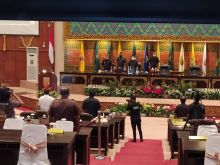 sidang paripurna DPRD Riau pengusulan Yulisman sebagai ketua DPRD Riau mengantikan Indra Gunawan Eet