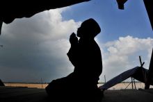 Carilah Berkah Saat Makan Dengan 6 Tata Krama yang Diajarkan Oleh Nabi