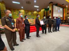 DPRD Pekanbaru Sahkan APBD Murni Pekanbaru 2021 Rp 2,597 Triliun