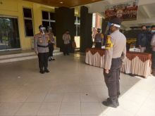 249 Personel Pam TPS, Kapolres Pimpin Apel Pergeseran PAM TPS Operasi Mantap Praja Lancang Kuning (foto/zar)