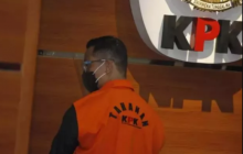 Mensos Juliari Batubara saat ekspose di KPK. Foto: int 