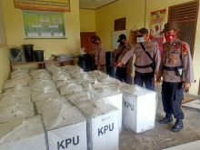 Kapolsek Bunut Lakukan Pengecekan dan Pemantauan Lokasi Penyimpanan Surat Suara