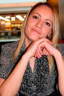 Keji, Model Instagram Ini Tega Memotong-Motong Hati Ibunya Dalam Kondisi Masih Hidup