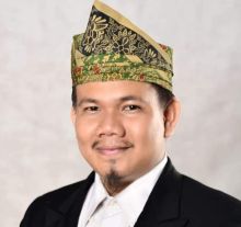 Jumat Bazar Sembako Murah di Kantor Lurah Tuah Negeri, Dirut SPM Ingatkan Tetap Patuhi Protokol Kesehatan (foto/ist) 