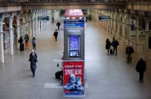 Biden Mendapat Suntikan COVID, WHO Ungkap Strain Baru Bisa Lepas Kendali (foto : usnews)