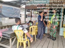 Jajaran Koramil 01 Bengkalis saat sosialisasi prokes