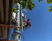 Telkomsel terus melakukan peningkatan teknologi jaringan di seluruh di BTS Universal Service Obligation (USO) yang kini berjumlah 1.111 unit dan berada di wilayah 3T (terdepan, terluar dan tertinggal). Foto: Istimewa