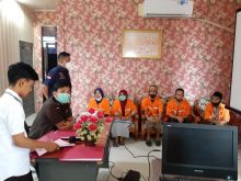 5 orang tersangka UED-SP